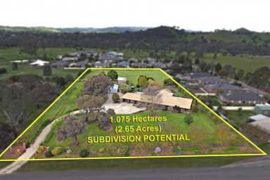 Farm For Sale - VIC - Yea - 3717 - LIFESTYLE PROPERTY ON 2.65 ACRES APPROX WITH DEVELOPMENT POTENTIAL  (Image 2)