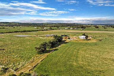 Farm Tender - VIC - Modella - 3816 - "Unlock the Potential - In This Highly Sought-After Location!"  (Image 2)