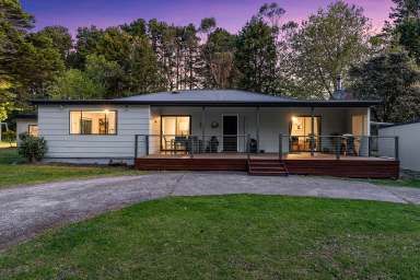 Farm For Sale - NSW - Carrington Falls - 2577 - Exceptional Equestrian Facilities and Serene Lifestyle Retreat  (Image 2)