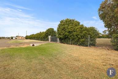 Farm For Sale - NSW - Boorowa - 2586 - Expansive and Attractive Building Block - AUCTION onsite November 9th at 11am.  (Image 2)