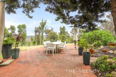 Farm For Sale - WA - Gidgegannup - 6083 - "The Homestead"  (Image 2)