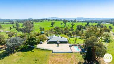 Farm For Sale - NSW - Wirlinga - 2640 - STUNNING LIFESTYLE RETREAT  (Image 2)