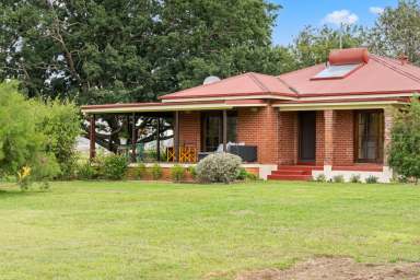 Farm For Sale - NSW - Boro - 2622 - 'FAIRHOLME'  (Image 2)