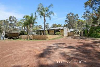 Farm For Sale - WA - Wundowie - 6560 - "Simply Country"  (Image 2)