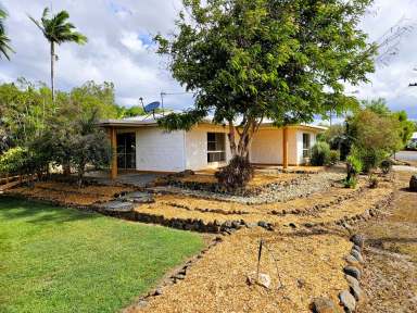 Farm For Sale - QLD - Mareeba - 4880 - Charming 3-Bedroom Solid Block Home in Prime Location  (Image 2)