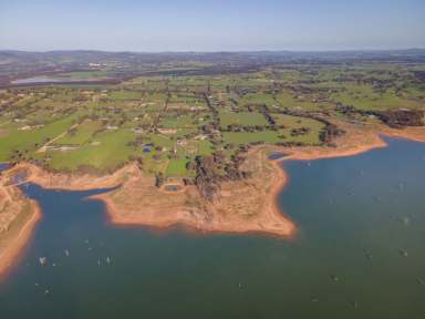 Farm Auction - NSW - Table Top - 2640 - Make The Lake Yours  (Image 2)