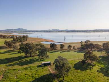 Farm Auction - NSW - Table Top - 2640 - Make The Lake Yours  (Image 2)