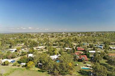 Farm For Sale - QLD - Biloela - 4715 - Spacious Family Retreat on the Edge of Town  (Image 2)