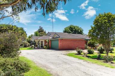 Farm For Sale - VIC - Cohuna - 3568 - Elegant Retreat with Spacious Living & Stunning Garden Views  (Image 2)