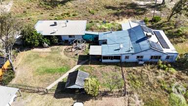 Farm For Sale - NSW - Wee Waa - 2388 - ESCAPE TO THE TRANQUILITY OF RURAL LIFE  (Image 2)