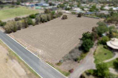 Farm For Sale - VIC - Horsham - 3400 - Prime Acreage in Town – Rare Opportunity!  (Image 2)