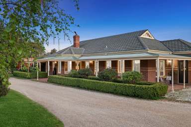 Farm For Sale - VIC - Lancefield - 3435 - Equestrian Paradise on 2.1 Hectares in the Heart of the Macedon Ranges  (Image 2)