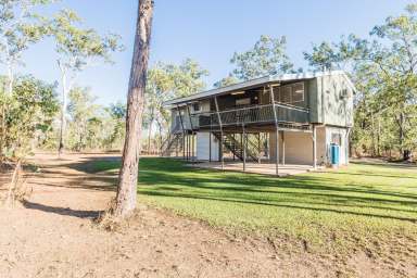 Farm For Sale - NT - Lloyd Creek - 0822 - 2 homes on 5 Acres close to Humpty Doo  (Image 2)