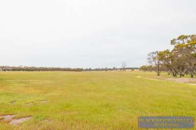 Farm For Sale - WA - Mokup - 6394 - PRODUCTIVE ACREAGE!  (Image 2)