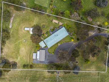 Farm For Sale - VIC - Lancefield - 3435 - Experience a new lifestyle on 2.82 Acres (Approx.)  (Image 2)