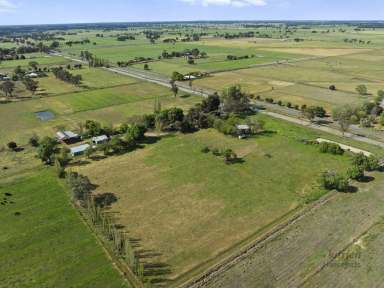 Farm For Sale - VIC - Invergordon - 3636 - "Avonleigh" 72 Acres of Rural Opportunity  (Image 2)