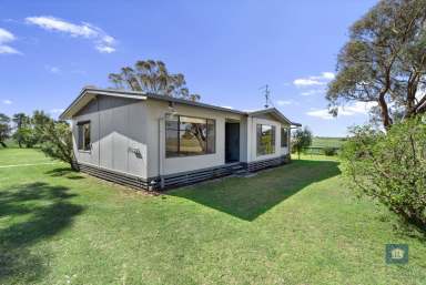 Farm For Sale - VIC - Beeac - 3251 - Unlock the Door to Country Living...  (Image 2)