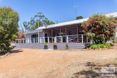 Farm For Sale - WA - Clackline - 6564 - Charming 1920s Country Homestead on 5 Acres  (Image 2)