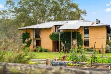 Farm For Sale - NSW - Currowan - 2536 - PEACE & TRANQUILITY ON 40 ACRES ~ Mountains, Creek & Grazing  (Image 2)