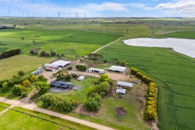 Farm For Sale - VIC - Dundonnell - 3271 - QUALITY VERSATILE CENTRAL SOUTH WESTERN DISTRICT PROPERTY  (Image 2)