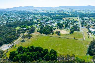 Farm Auction - NSW - Holbrook - 2644 - Lifestyle Living.  3.3 HA  (8.15 acres)  (Image 2)