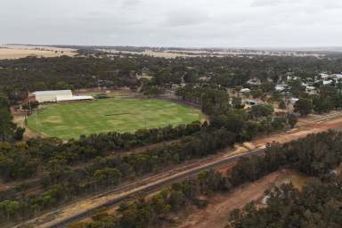 Farm For Sale - WA - Woodanilling - 6316 - PRIVATE 6 ACRE BLOCK  (Image 2)