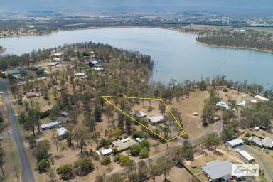 Farm For Sale - QLD - Laidley Heights - 4341 - Lakeside Living in Laidley Heights  (Image 2)