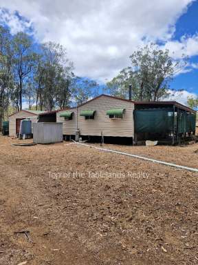 Farm For Sale - QLD - Millstream - 4888 - A Quaint Little Block with Gardenbeds  (Image 2)