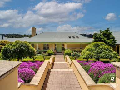 Farm For Sale - NSW - Moss Vale - 2577 - Impressive Lifestyle Estate  (Image 2)