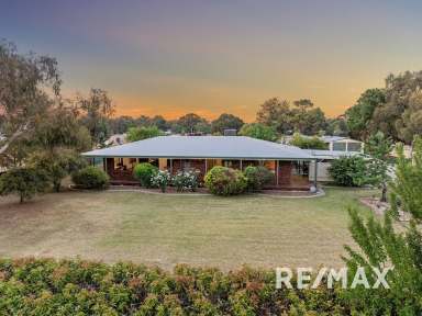 Farm For Sale - NSW - Lake Albert - 2650 - 5 ACRE LIFESTYLE RETREAT  (Image 2)