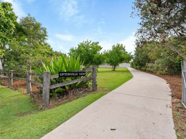 Farm For Sale - QLD - Elimbah - 4516 - Handsome Executive Homestead in Sought-After Enclave  (Image 2)