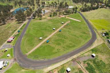 Farm For Sale - QLD - Peak Crossing - 4306 - PURPOSE BUILT EQUESTRIAN ESTATE / 40 ACRES  (Image 2)