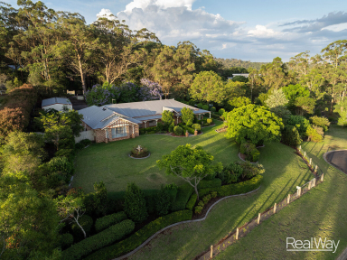 Farm For Sale - QLD - Highfields - 4352 - Elegant Country Living in Highfields  (Image 2)