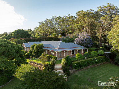 Farm For Sale - QLD - Highfields - 4352 - Elegant Country Living in Highfields  (Image 2)