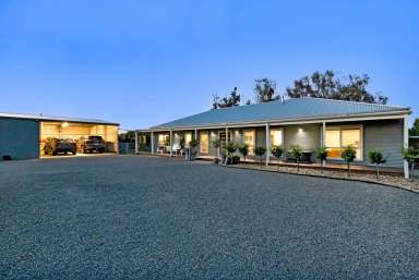 Farm For Sale - VIC - Yelta - 3505 - Rural lifestyle with a touch of class?  (Image 2)