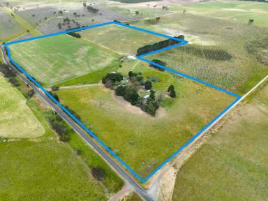 Farm For Sale - VIC - Macarthur - 3286 - A lifestyle choice  (Image 2)