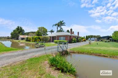 Farm For Sale - VIC - Sale - 3850 - Rural Property In Town  (Image 2)