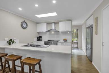 Farm For Sale - VIC - Drouin - 3818 - Sensational Family Living with a Premium Address  (Image 2)