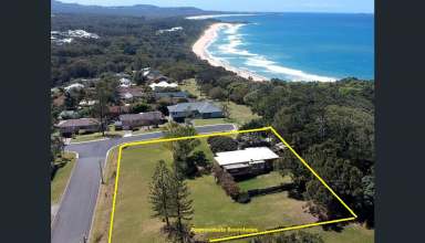 Farm For Sale - NSW - Sapphire Beach - 2450 - Stunning Prime Headland Position  (Image 2)