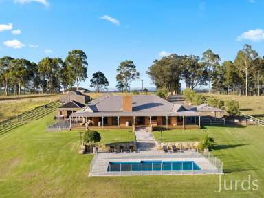 Farm For Sale - NSW - Pokolbin - 2320 - Traditional Australian Farmhouse - Hunter Valley Wine Country  (Image 2)