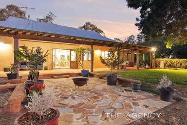 Farm For Sale - WA - Wooroloo - 6558 - "Something Seriously  Special"  (Image 2)