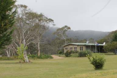 Farm For Sale - NSW - Wyanbene - 2622 - Riverside Retreat  (Image 2)