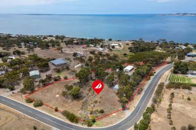 Farm For Sale - SA - Boston - 5607 - Coastal Acreage with Stunning Views and Endless Possibilities  (Image 2)