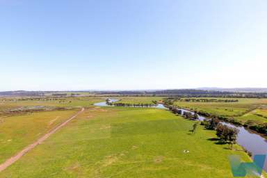 Farm For Sale - VIC - Marlo - 3888 - Exceptional river frontage  (Image 2)