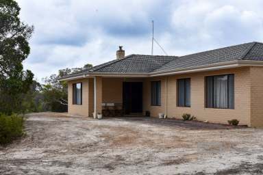 Farm For Sale - WA - Fitzgerald River National Park - 6346 - Off Grid Living by the National Park  (Image 2)