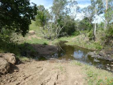 Farm For Sale - QLD - Horse Camp - 4671 - ELEVATED GRAZING / LIFESTYLE BLOCK WITH GREAT VIEWS  (Image 2)