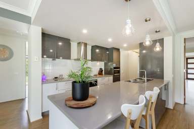 Farm For Sale - VIC - Bolwarra - 3305 - Ultimate Lifestyle Living In Bolwarra  (Image 2)