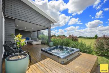 Farm For Sale - NSW - Armidale - 2350 - Lifestyle... In Style  (Image 2)