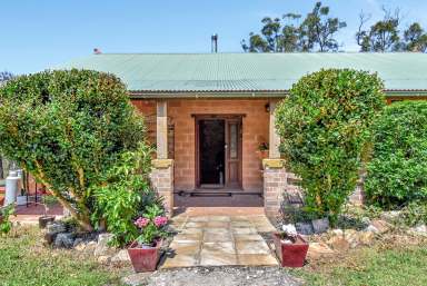 Farm For Sale - NSW - Bucketty - 2250 - Australiana Masterpiece  (Image 2)