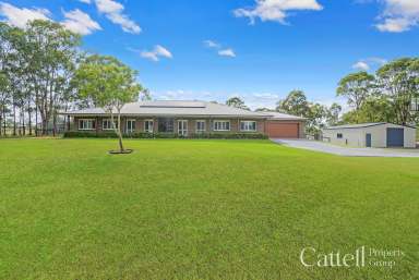 Farm For Sale - NSW - Branxton - 2335 - STYLISH & STUNNING ON 2 ACRES  (Image 2)